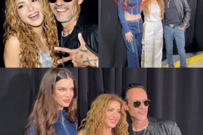 ¡Inesperado giro! Nadia Ferreira roba cámara en concierto de Shakira junto a Marc Anthony Nadie esperaba que Nadia Ferreira, la ex Miss Paraguay, se convirtiera en la estrella secreta del concierto de Shakira en Miami. Su elegancia y química con Marc Anthony desataron rumores y aplausos. ¿Qué ocurrió realmente tras bambalinas? Descubre el video exclusivo que está dando de qué hablar. 🎤✨🔥