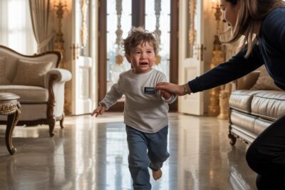 TENÍA 3€ Y ESTABA DESESPERADA. ENTONCES, EL HIJO MUDO DEL JEFE MÁS PODEROSO DE MADRID CORRIÓ HACIA MÍ GRITANDO “MAMÁ”. LO QUE PASÓ DESPUÉS DESAFIÓ TODA LÓGICA.