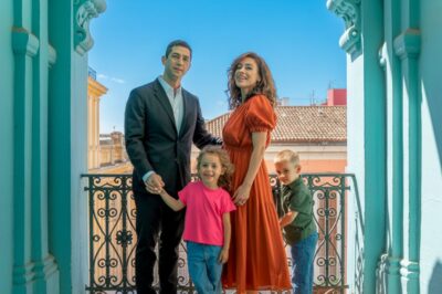 Sin avisar, el millonario decidió visitar la casa de su empleada. Nunca imaginó que al abrir esa puerta descubriría un secreto capaz de cambiar su vida para siempre.