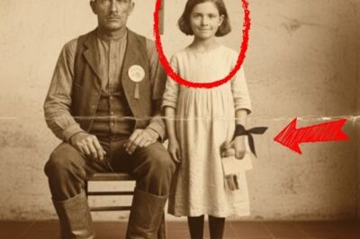 Este Retrato De Un Minero De 1912 Parecía Normal… Hasta Que Alguien Se Fijó En La Cara De Su Hija.