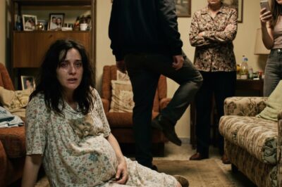 Estaba embarazada de ocho meses de gemelos cuando me tocó el premio mayor: 850.000 dólares. Pero en lugar de celebrarlo, mi suegra exigió quedarse con todo el dinero. Cuando me negué, mi marido perdió el control, y el siguiente instante cambió mi vida para siempre. Caí al suelo, rompí fuente, y mi cuñada solo se rió mientras grababa cada segundo. Lo que ocurrió después me perseguirá para siempre…